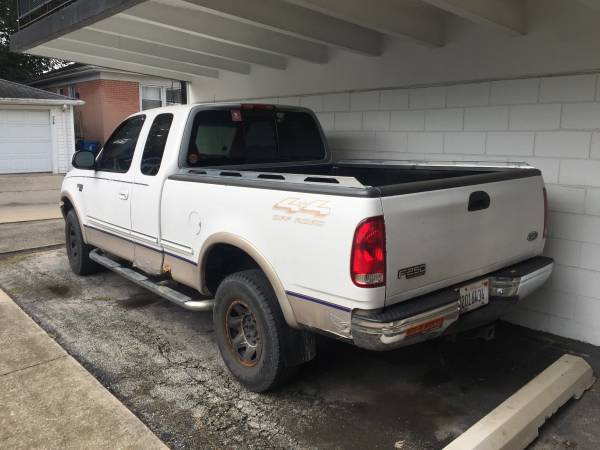1998 FORD 2500 4X4 PICK UP TRUCK for sale in Forest Park, IL – photo 2