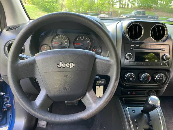 2010 Jeep Compass 4X4 - LOW MILES - NEW TIRES - CHECK OUT PHOTOS for sale in Salt Lick, KY – photo 12