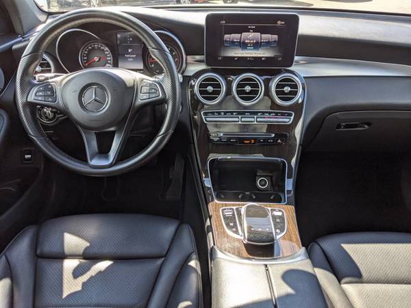 2017 Mercedes-Benz GLC GLC 300 AWD All Wheel Drive SKU: HF122271 for sale in Bellevue, WA – photo 20