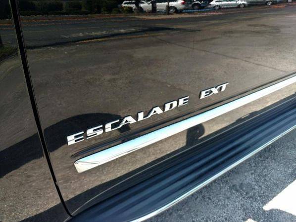 2011 Cadillac Escalade EXT Luxury - EASY FINANCING FOR ALL SITUATIONS! for sale in Holliston, MA – photo 23