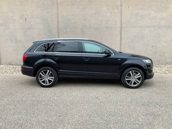 2011 Audi Q7 3.0T Quattro - DESIRABLE TDI DIESEL ! 3 Row Seats - ALL W for sale in Madison, WI – photo 8