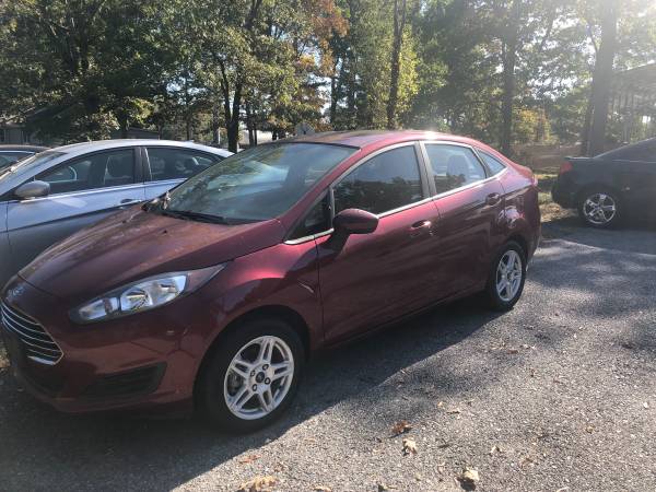 2017 Ford Fiesta red for sale in Accokeek, MD – photo 2