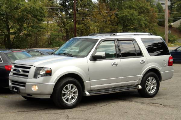 2012 Ford Expedition Limited 4WD - cooled seats, rear cam, we finance for sale in Middleton, MA – photo 4