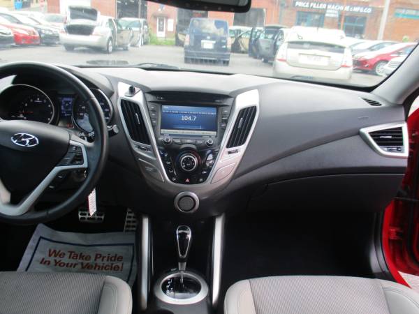 2013 Hyundai Veloster Base **3dr/Sunroof/Cold AC & Clean Title** -... for sale in Roanoke, VA – photo 10