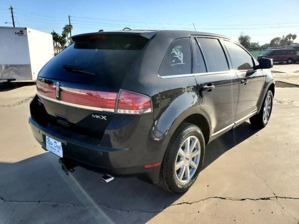 2007 Lincoln MKX FWD FREE CARFAX ON EVERY VEHICLE - cars & trucks -... for sale in Glendale, AZ – photo 4