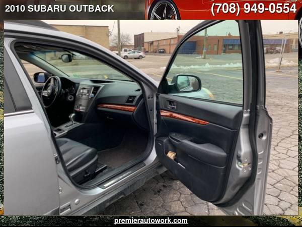 2010 SUBARU OUTBACK 2 5I LIMITED - - by dealer for sale in Alsip, IL – photo 10