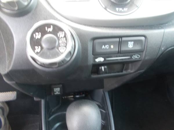 2009 Honda Fit Sport 4D Hatchback - - by dealer for sale in Weatherford, TX – photo 14