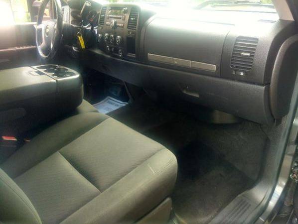 2010 Chevrolet Chevy Silverado 2500HD LT1 Ext. Cab 4WD - EASY... for sale in Holliston, MA – photo 20