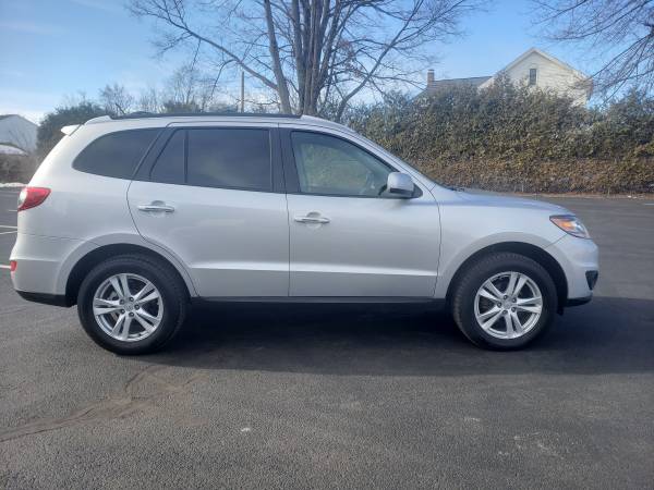 2011 HYUNDAI SANTA FE LIMITED AWD - - by dealer for sale in Agawam, CT – photo 2