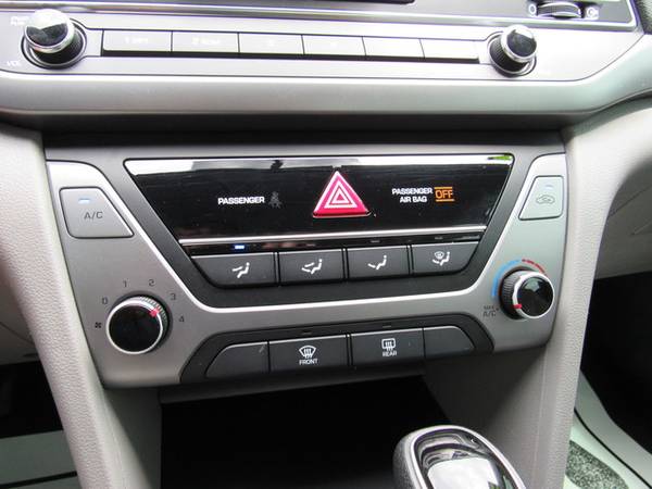2017 Hyundai Elantra SE 2.0L Auto for sale in Killeen, TX – photo 12