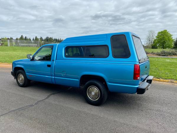 1993 Chevy Silverado 1500 only 80, 000 miles one owner - cars & for sale in Damascus, OR – photo 2