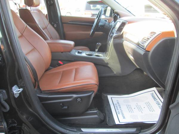 2012 JEEP GRAND CHEROKEE OVERLAND 5.7 V8 HEMI WHIT ALL THE TOYS -... for sale in East Providence, RI – photo 15