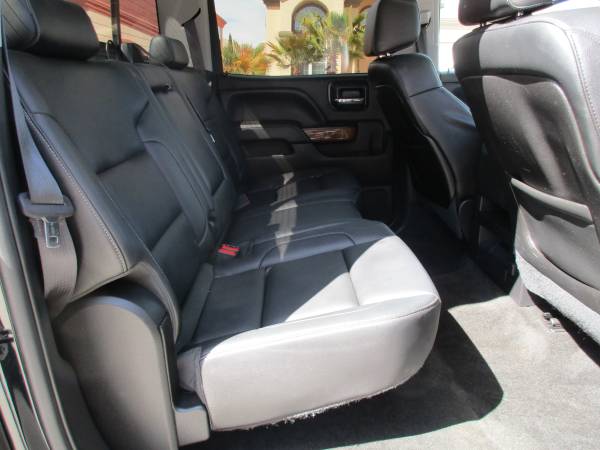 2014 GMC SIERRA Z71 V8 4X4 CREW CAB ONLY 85K MILES! BLACK ON BLACK for sale in El Paso, NM – photo 16