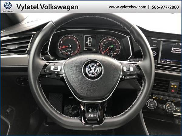2020 Volkswagen Jetta sedan R-Line Auto w/ULEV - Volkswagen Pure for sale in Sterling Heights, MI – photo 13