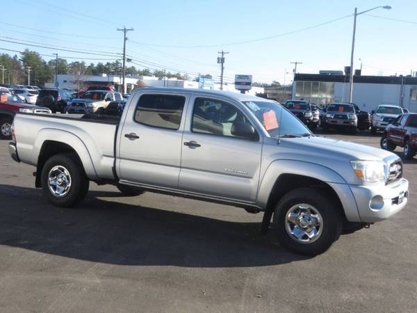 2009 Toyota Tacoma V6 4x4 4dr Double Cab 6.1 ft. SB 5A Ready To Go!!... for sale in Concord, MA – photo 4