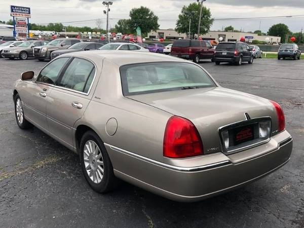 2003 Lincoln Town Car Executive - - by dealer for sale in Lake Saint Louis, MO – photo 8