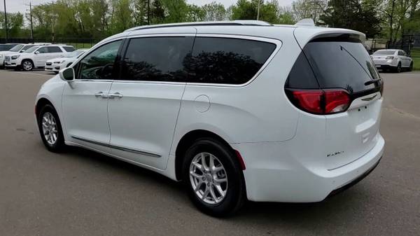 2020 Chrysler Pacifica Touring L with 12K miles 90 Day Warranty! for sale in Jordan, MN – photo 2
