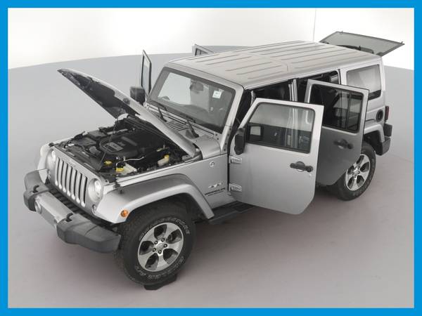 2017 Jeep Wrangler Unlimited Sahara Sport Utility 4D suv Silver for sale in Albany, NY – photo 15