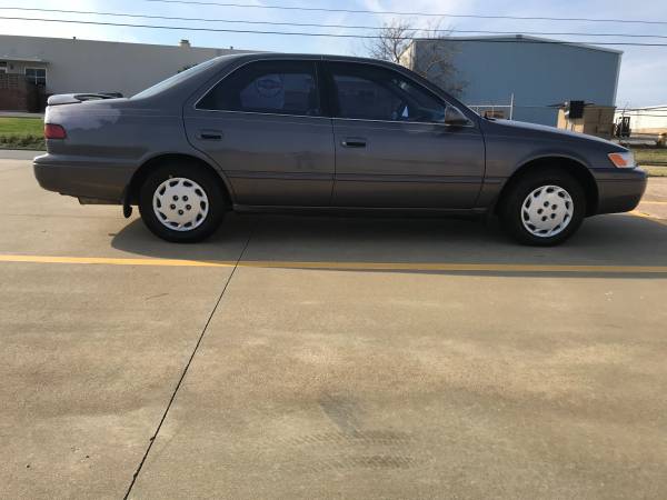 1998 TOYOTA CAMRY LE*CARFAX CERTIFIED*NO ACCIDENT*GAS SAVER*CALL... for sale in Tulsa, OK – photo 3