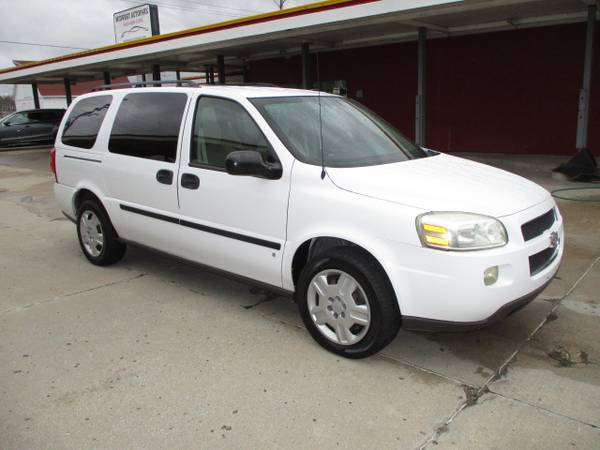 2008 Chevrolet Uplander LS Only 60, 000 actual miles! One owner! for sale in Kansas City, MO – photo 8