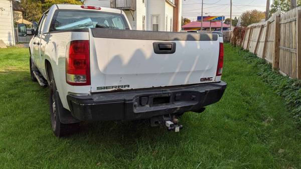2011 3500 HD. GMC Sierra 4x4 on the Floor - cars & trucks - by owner... for sale in Chateaugay, NY – photo 6