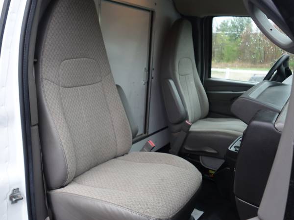 2015 Chevrolet Express 3500 Commercial Cutaway - - by for sale in Derry, NH – photo 10