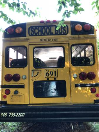 2003 international school bus DT466 a/c Allison trans air brakes for sale in Hillburn, NY – photo 3