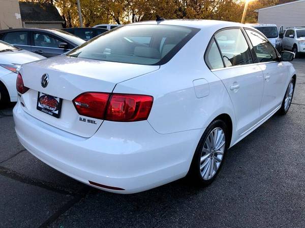 2011 Volkswagen Jetta SEL Premium Auto w/CWP/SULEV CALL OR TEXT... for sale in Cleveland, OH – photo 5