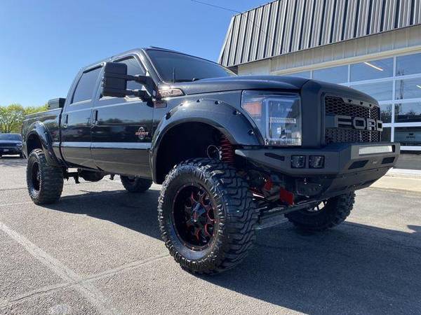2015 Ford F250 Super Duty Crew Cab Lariat Pickup 4D 6 3/4 ft Family for sale in Fremont, NE – photo 2