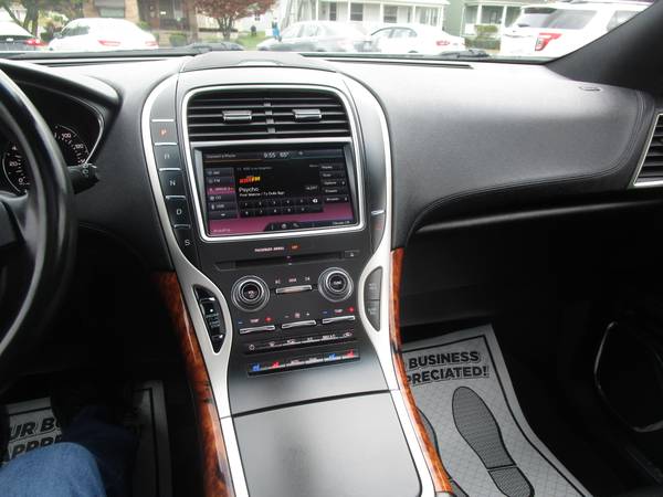2016 LINCOLN MKX AWD - CLEAN CAR FAX - NAVIGATION - BACKUP CAMERA -... for sale in Moosic, PA – photo 14
