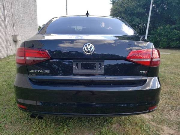 2017 Volkswagen Jetta 1.4T SE 4dr Sedan 6A Priced to sell!! for sale in Tallahassee, FL – photo 7