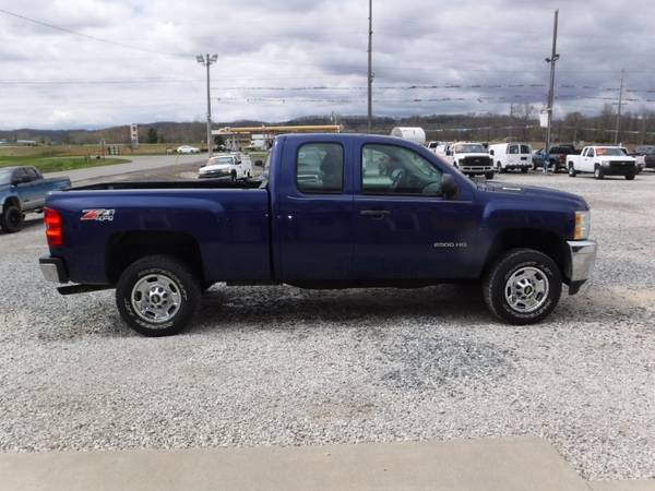 2013 Chevrolet Silverado 2500HD 4WD Ext Cab 144 2 Work Truck - cars for sale in Wheelersburg, WV – photo 2