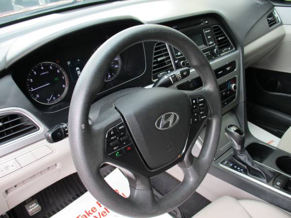 2015 Hyundai Sonata SE - cars & trucks - by dealer - vehicle... for sale in Erie, PA – photo 7