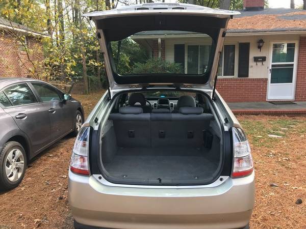 Toyota Prius 2005 - Great Condition - cars & trucks - by owner -... for sale in Durham, NC – photo 4