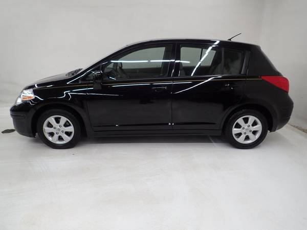 2009 Nissan Versa 1 8 SL - - by dealer - vehicle for sale in Vancouver, OR – photo 5