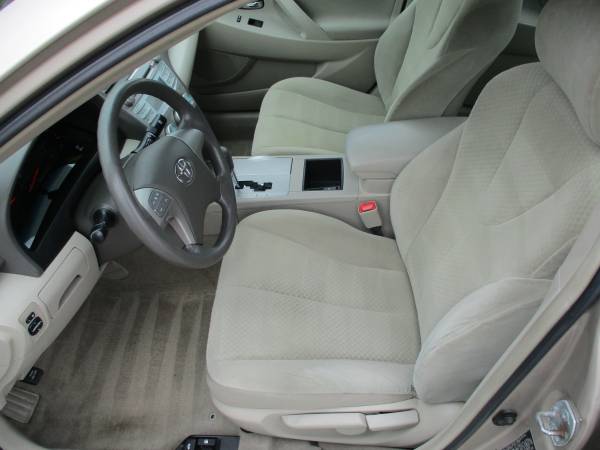 2007 TOYOTA CAMRY CE 4DR SEDAN NICE CAR! - - by dealer for sale in Hubertus, WI – photo 11