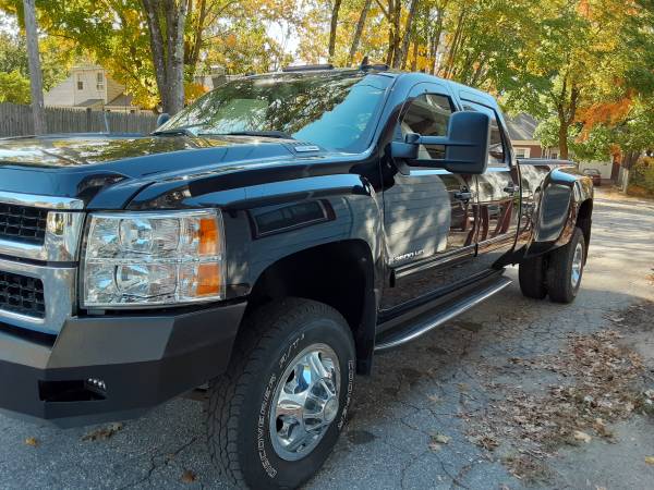 2009 Chevrolet Silverado 3500HD DUALLY - cars & trucks - by dealer -... for sale in Whitinsville, MA – photo 7