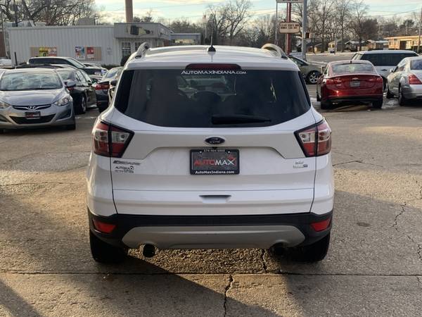 2018 Ford Escape SE 4WD - - by dealer - vehicle for sale in Mishawaka, IN – photo 5