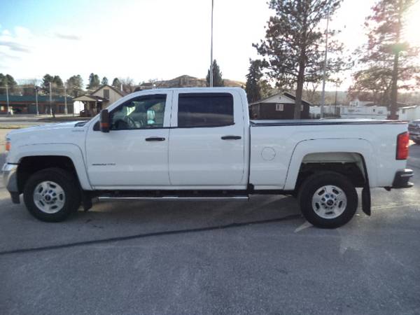 2016 GMC Sierra 2500HD Crew Cab 6.0L V8 4x4, low miles - cars &... for sale in Sturgis, SD – photo 8