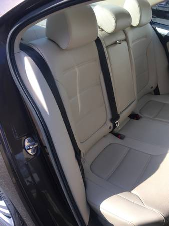 2014 Volkswagen Jetta SE Automatic Heated Leather Sunroof Much... for sale in Watertown, NY – photo 19