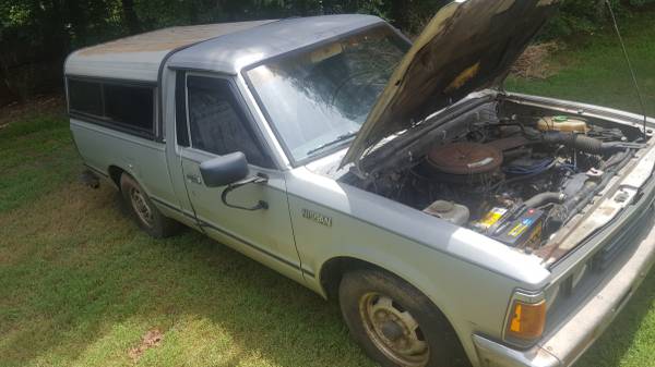 1986 Nissan Truck With Campershell for sale in Alexis, NC – photo 4