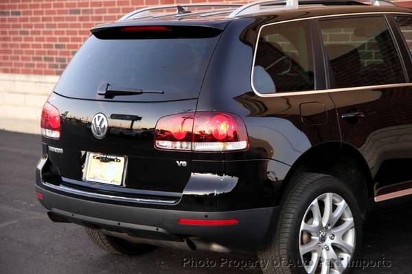 2009 *Volkswagen* *Touareg 2* *4dr VR6* Black Uni for sale in Stone Park, IL – photo 19