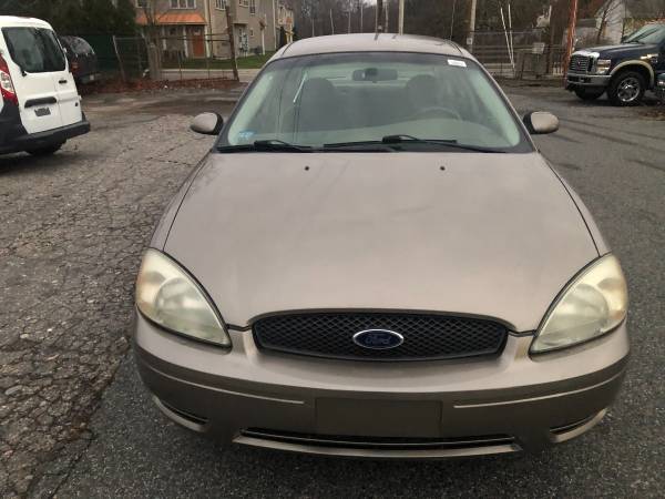 2004 FORD TAURUS SEL 86.000 MILES - cars & trucks - by dealer -... for sale in Middleboro, RI – photo 3