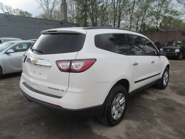 2014 CHEVY TRAVERSE 3RD ROW BUY HERE PAY HERE( 5400 DOWN PAYMENT ) -... for sale in Detroit, MI – photo 13