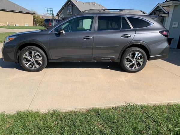 2020 Subaru Outback Limited - - by dealer - vehicle for sale in Topeka, KS – photo 3