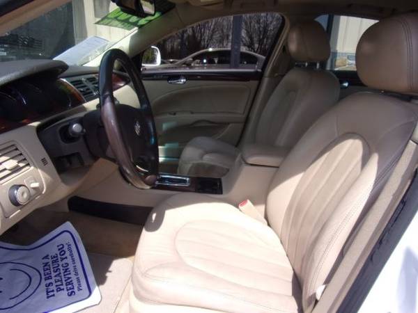 2007 Buick Lucerne CXS - Down Payments As Low As $250 - cars &... for sale in Lincolnton, NC – photo 8