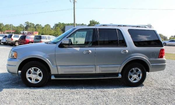 2006 Ford Expedition 4dr Limited 4WD with LATCH system on rear... for sale in Wilmington, NC – photo 4