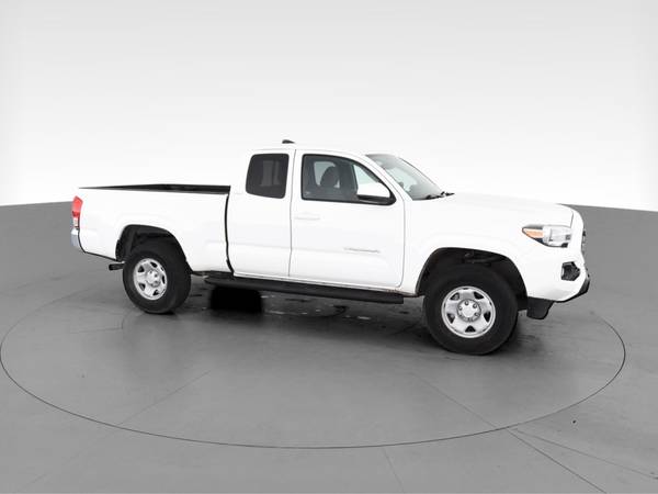 2016 Toyota Tacoma Access Cab SR5 Pickup 4D 6 ft pickup White - -... for sale in Haverhill, MA – photo 14
