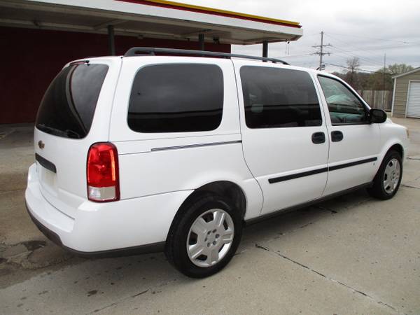 2008 Chevrolet Uplander LS Only 60, 000 actual miles! One owner! for sale in Kansas City, MO – photo 9