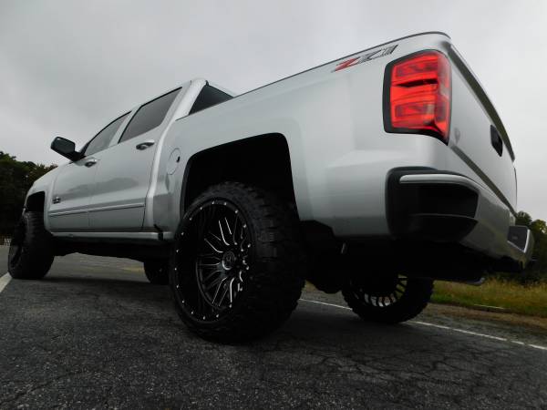 LIFTED 18 CHEVY SILVERADO LT Z71 CREW 4X4 22X12 *NEW 33X12.50 MT'S!!... for sale in KERNERSVILLE, NC – photo 7